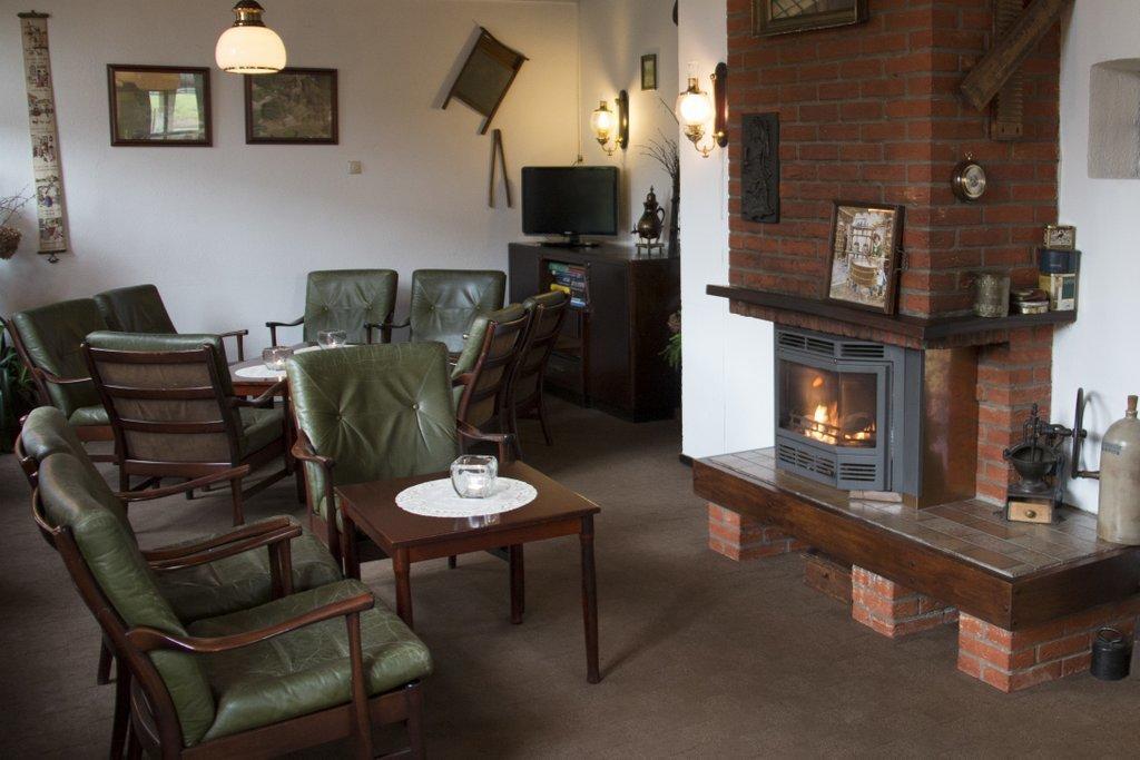 H.R. Jachtlust Hotel Steenbergen  Esterno foto